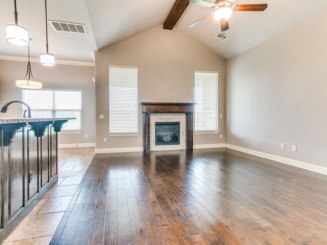 Building Photo - 4817 Arbuckle Dr