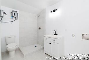 Building Photo - 1339 Schley Ave