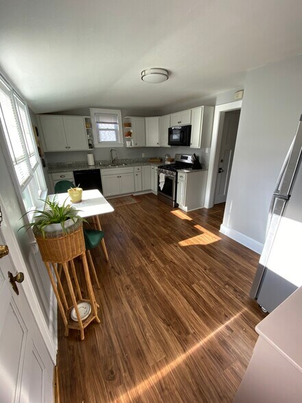 kitchen - 2360 N 69th St