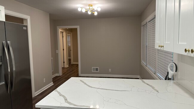 Building Photo - 2632 Sheryl Ln