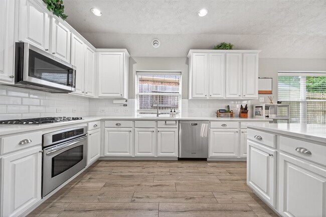 Building Photo - 155 E Concord Valley Cir