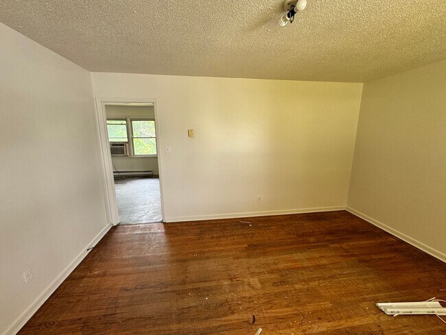 Building Photo - 3/1 in Kingstown, NC (Shelby)