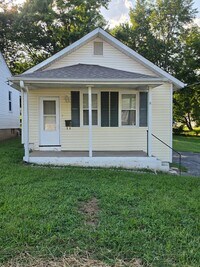 Building Photo - 2913 Endicott Ave