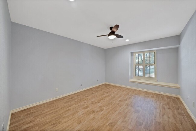 Building Photo - 2812 Whisperwood Trail