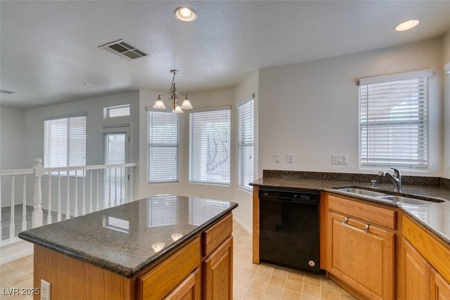 Building Photo - 2831 Kinknockie Way