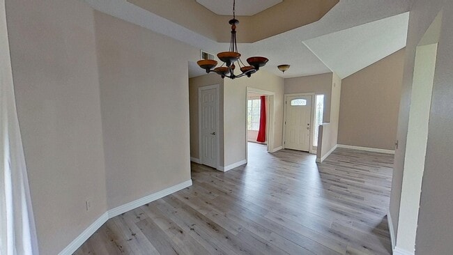 Building Photo - 806 S Sapphire Ln