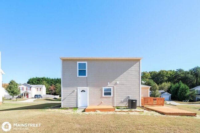 Building Photo - 4430 Canaan Place Dr, Winston-Salem, NC 27105