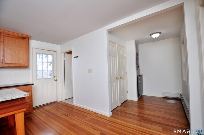 Building Photo - 48 Claire Hill Rd