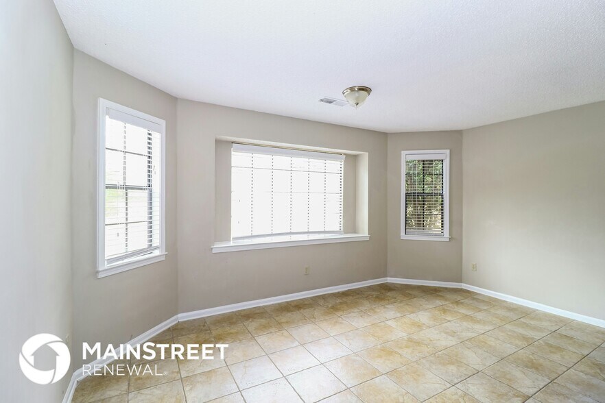 Building Photo - 2219 Nutbush Pl