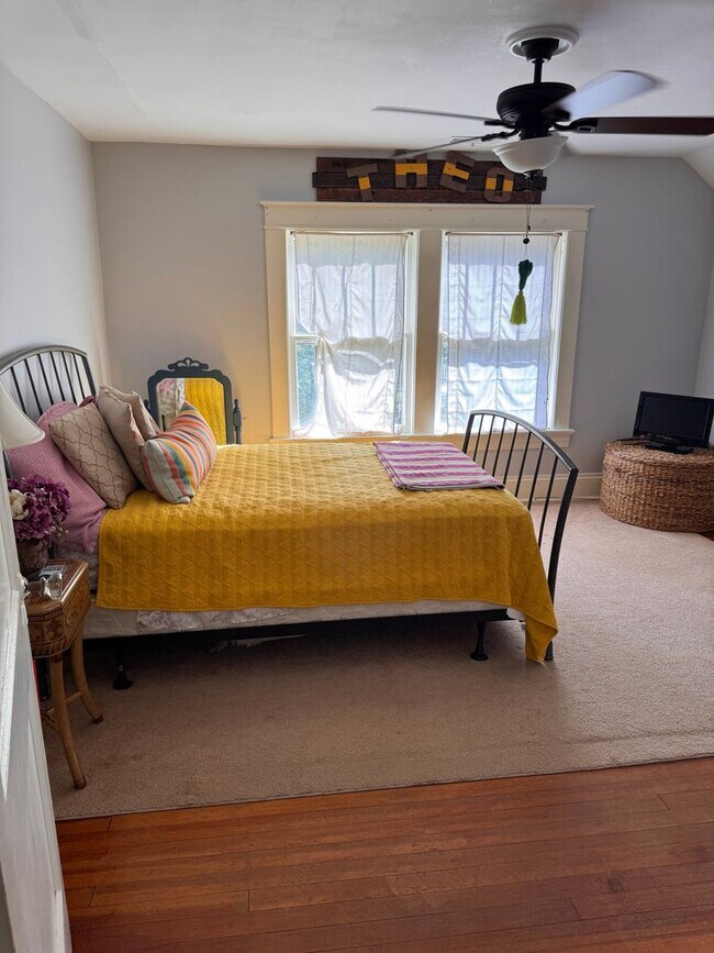 Building Photo - 4 Bedroom || 3 Bathroom Home on 2 Acres