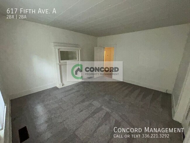 Building Photo - 617 Fifth Ave. A-