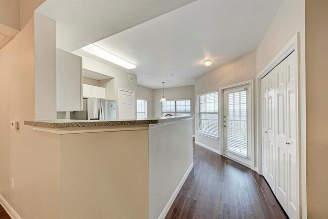 Building Photo - 2320 Gracy Farms Ln