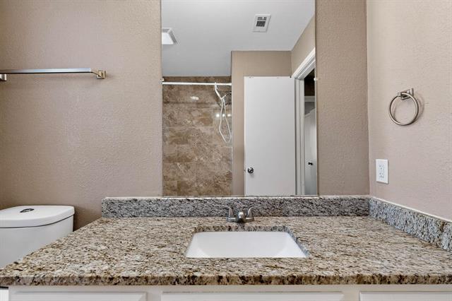 Building Photo - 2305 Jamie Dr