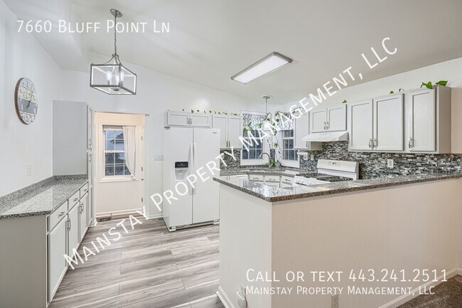 Building Photo - 7660 Bluff Point Ln