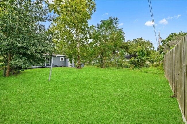 Building Photo - 4125 Dockrell St