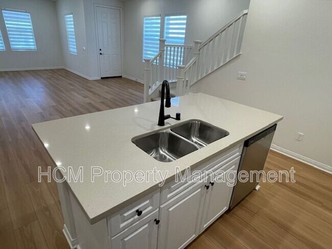 Building Photo - 4021 E Coronado Privado