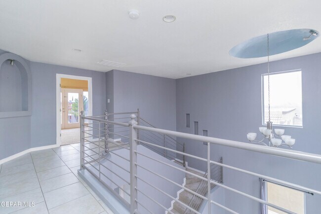 Building Photo - 4744 Excalibur Dr