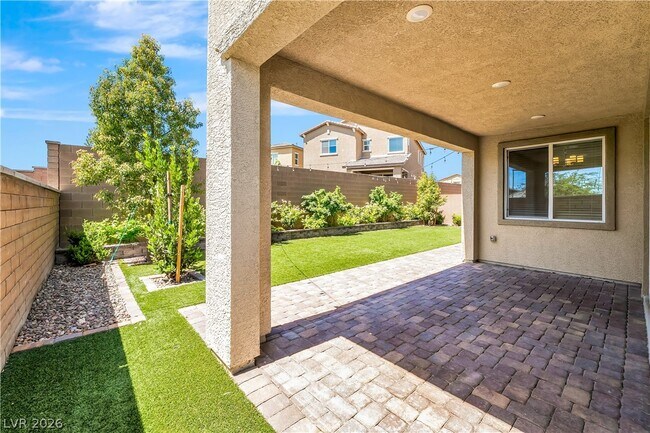 Building Photo - 1611 Dire Wolf Ave