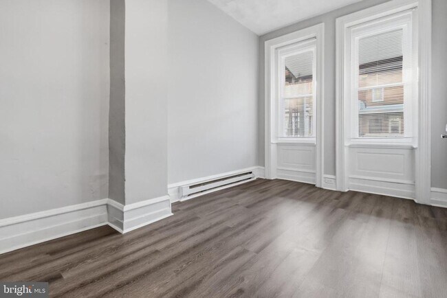 Building Photo - 3545 N 11th St