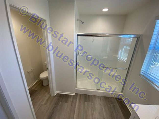 Building Photo - Just listed 5 bedroom in Victorville