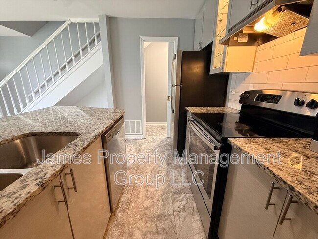Building Photo - 1271 Wyndham Ln