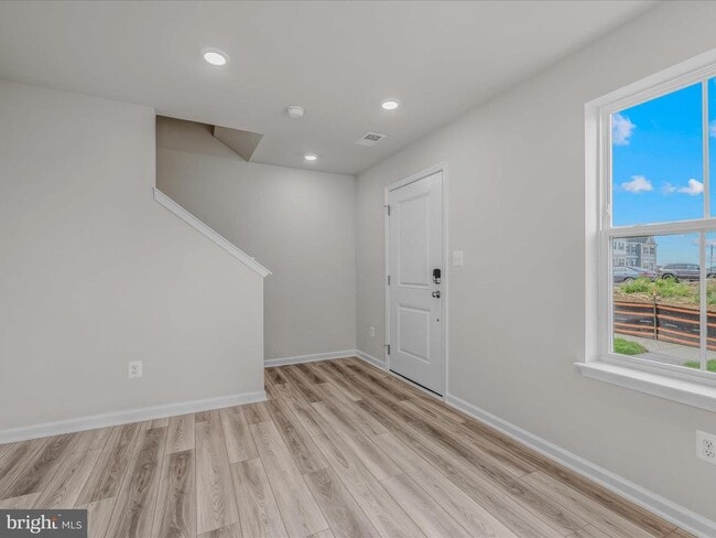 Building Photo - 1230 Cedar Vly Rd