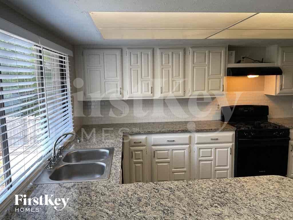 Building Photo - 3729 Dumas Trail