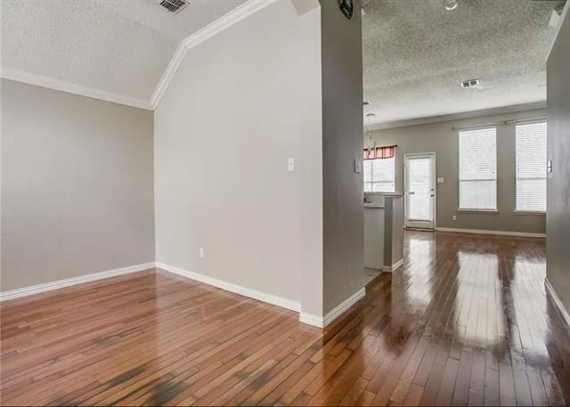 Building Photo - 201 Sunridge Way