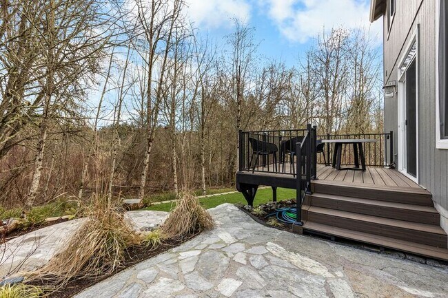 Building Photo - 3940 NW 148th Pl