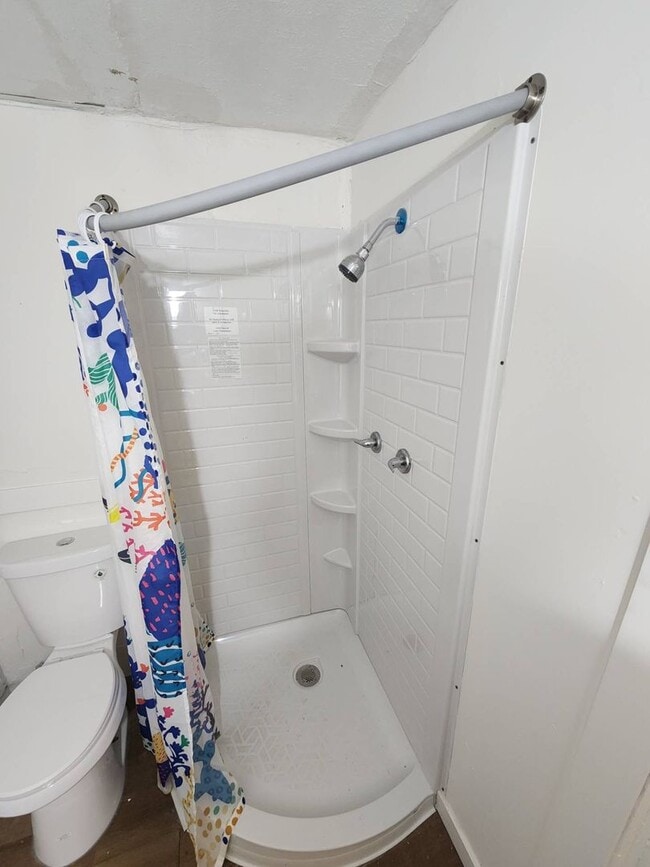 Building Photo - 2186 E 89th St