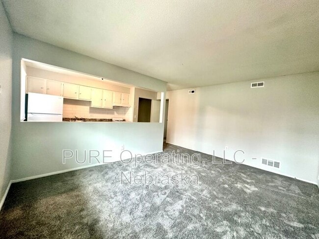 Building Photo - 4420 S 25th St