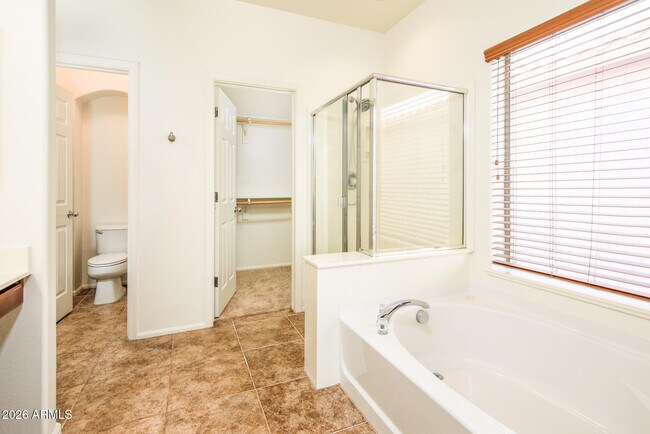 Building Photo - 44640 Yucca Ln