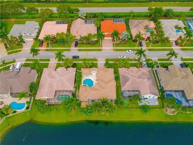 Building Photo - 20107 Ocean Key Dr