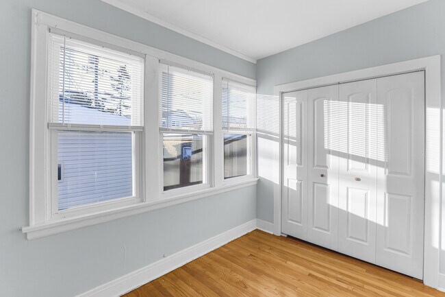 Building Photo - 4218 N Monitor Ave