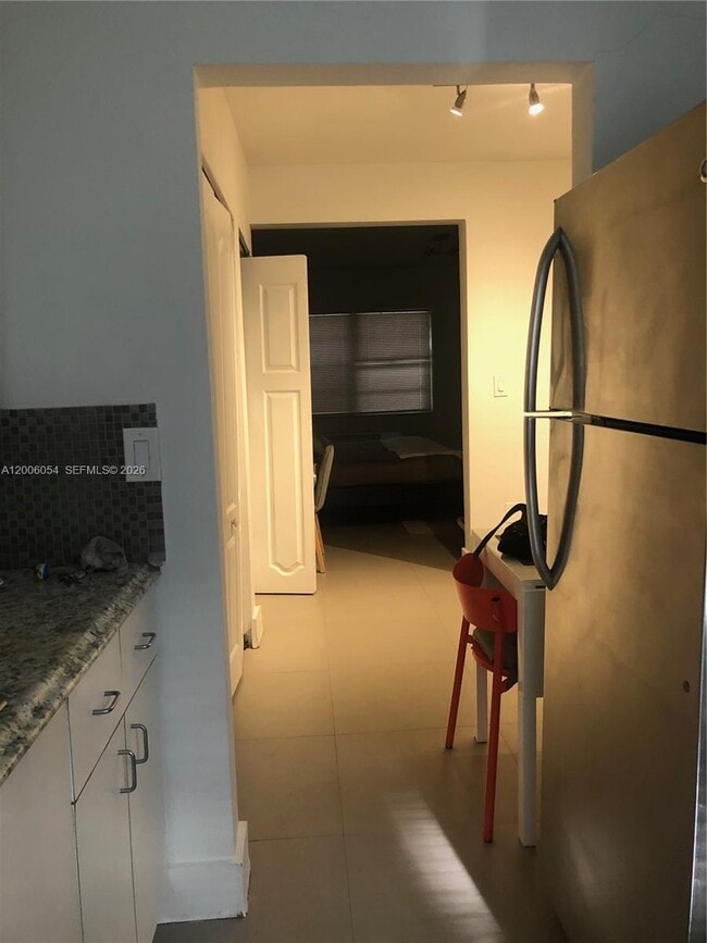 Building Photo - 911 Meridian Ave