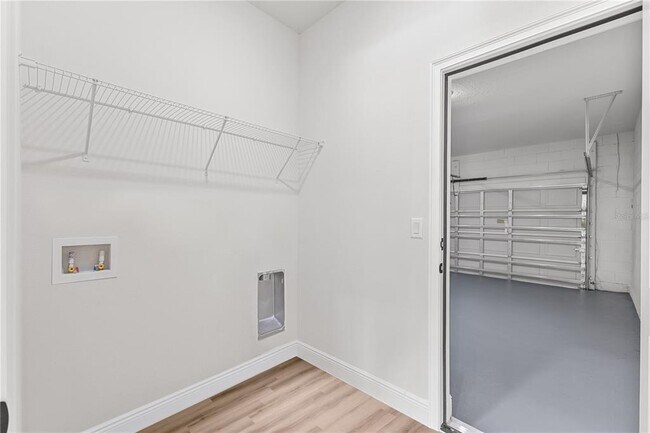 Building Photo - 17739 SW 35th Ave Rd