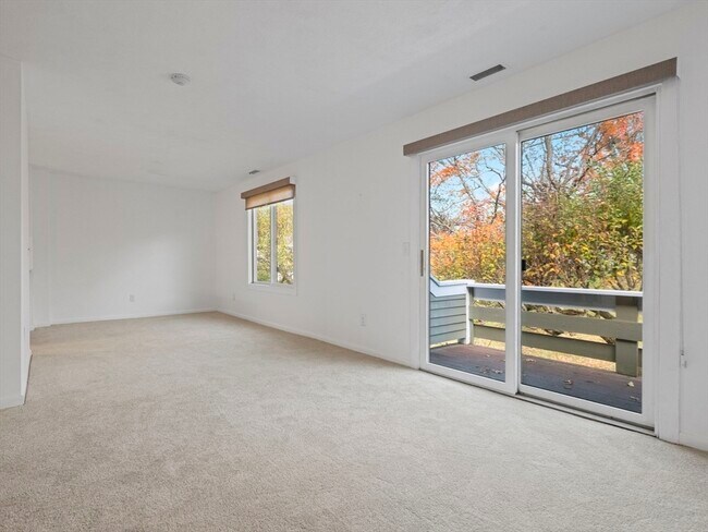 Building Photo - 18 Concord Greene