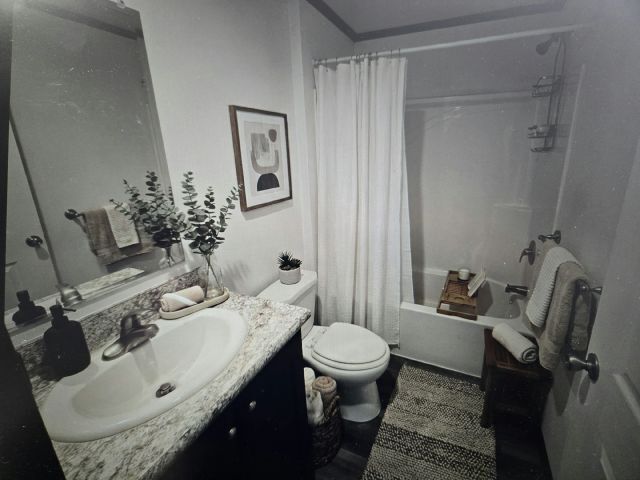 Building Photo - 306 Louva Ln