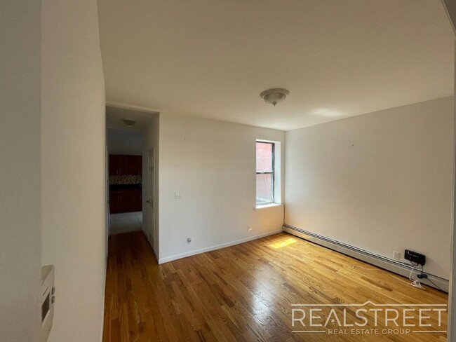 Floorplan - 28 Macdougal St