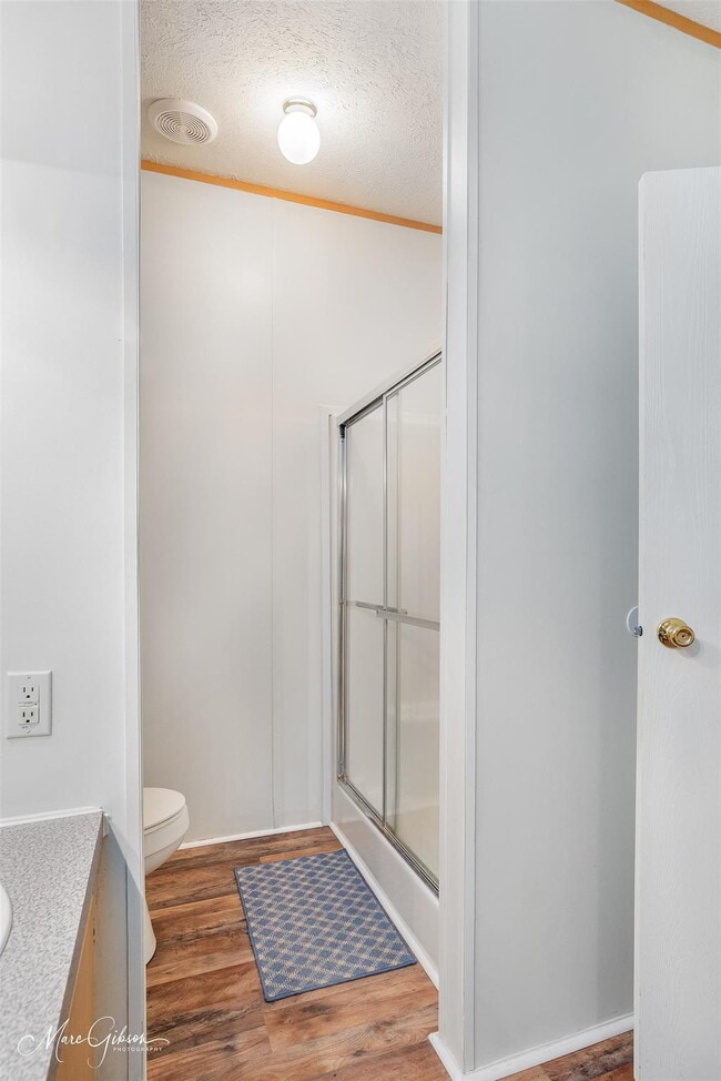 Building Photo - 409 Glen Harbor