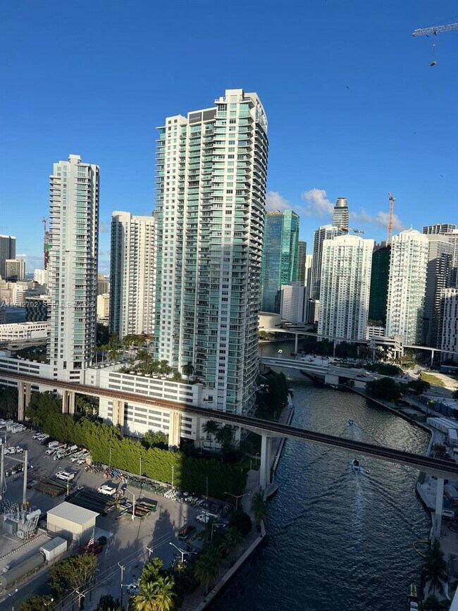 Building Photo - 185 SW 7th St