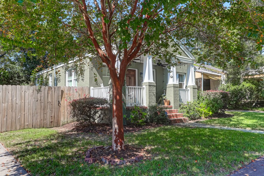 Building Photo - 1 Darlington Ave