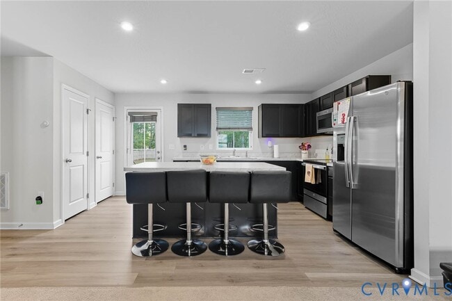 Building Photo - 261 Chanticleer Dr