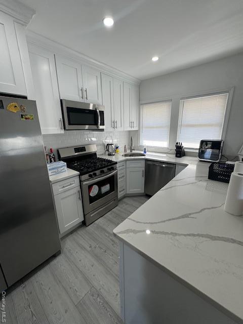 Building Photo - 18 Homecrest Ct