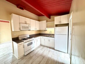 Building Photo - 4901 Frink Ave