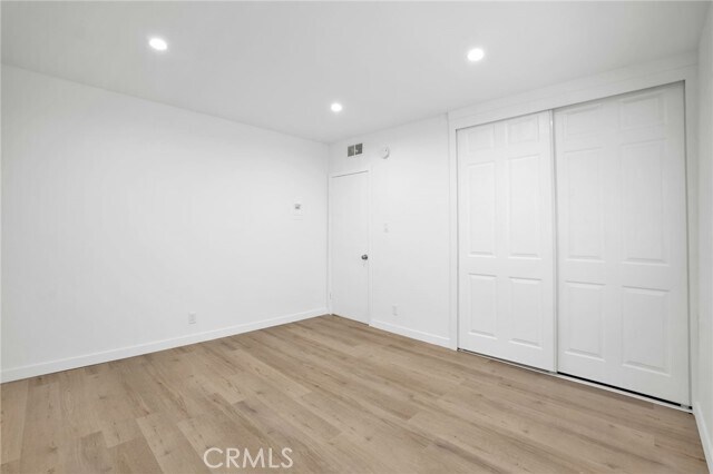 Building Photo - 13018 Valleyheart Dr