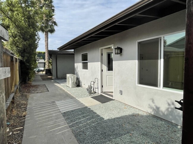 Building Photo - 6438 Jackson Dr