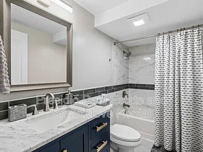 Building Photo - 10927 Lostwood Dr