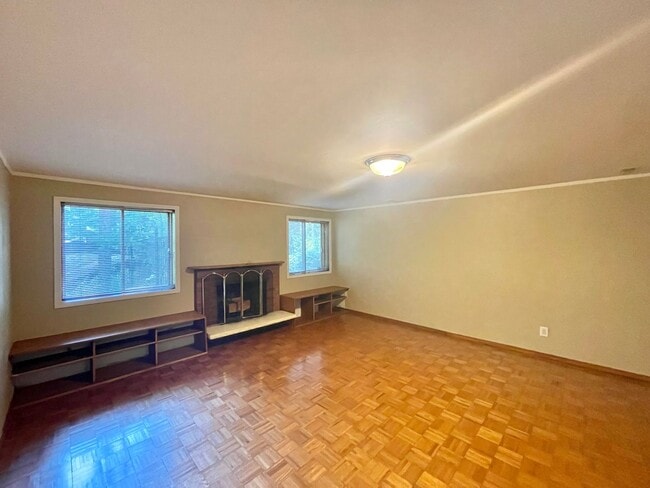 Building Photo - Great House for Rent