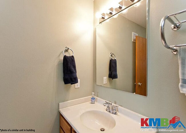 Building Photo - 368 Camden Rd